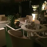 Al Teatro Hotel Livorno